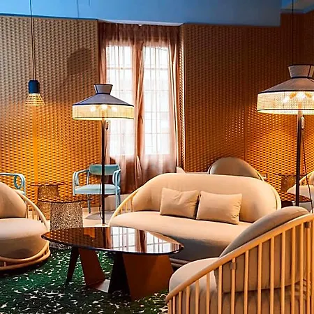 Hotel Nomada House By Sh